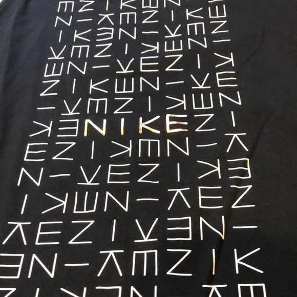 🌸New Arrival🌸 Nike women’s tank top - Picture 2 of 5